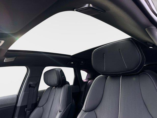 new 2025 Cadillac OPTIQ car, priced at $55,889