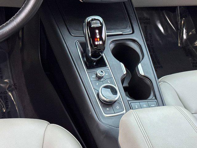 used 2022 Cadillac XT4 car, priced at $24,000