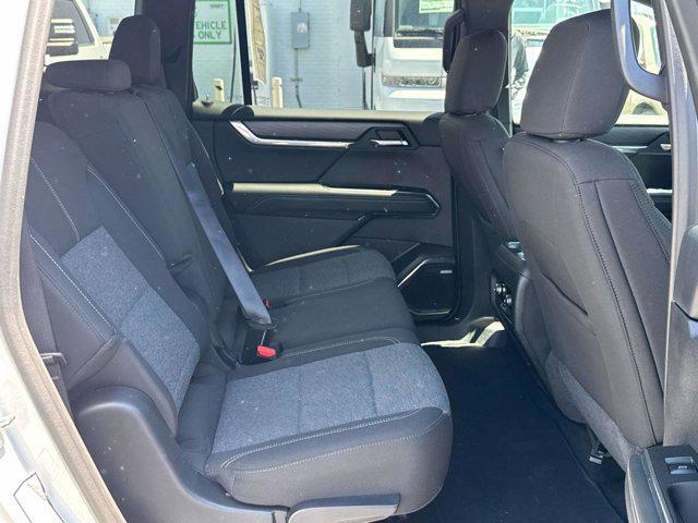 used 2025 GMC Acadia car, priced at $34,299
