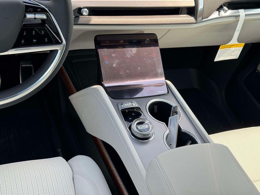 new 2027 Cadillac VISTIQ car, priced at $82,024