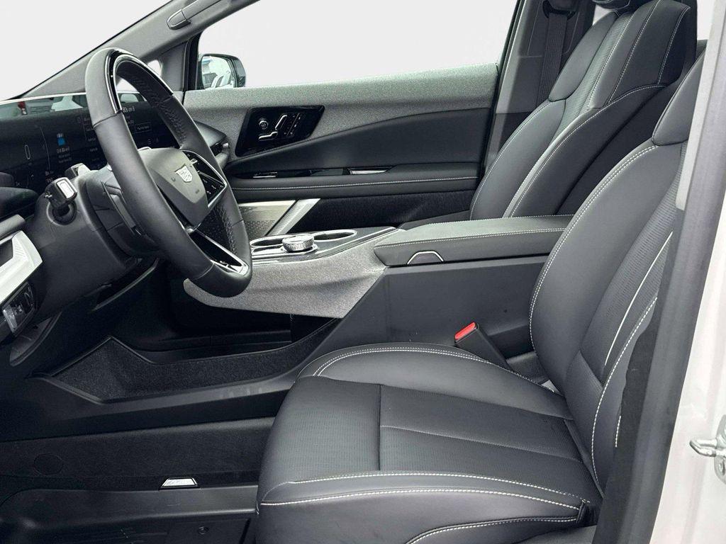 used 2025 Cadillac OPTIQ car, priced at $42,599