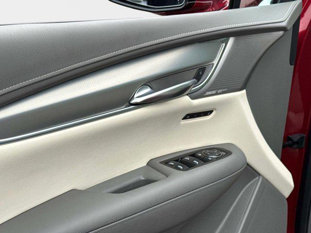 used 2023 Cadillac XT5 car, priced at $31,000