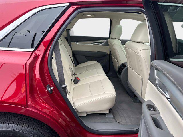 used 2023 Cadillac XT5 car, priced at $31,000