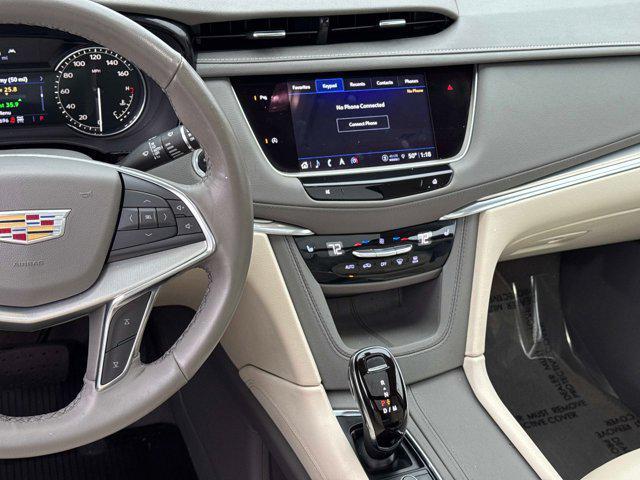 used 2023 Cadillac XT5 car, priced at $31,000