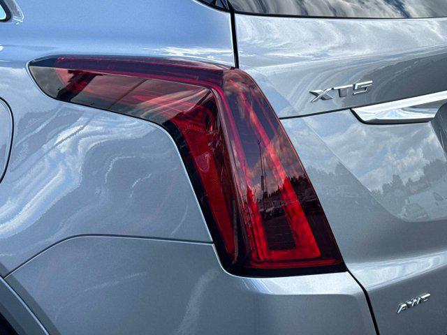 new 2025 Cadillac XT5 car, priced at $56,089