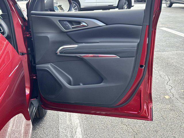 new 2026 Chevrolet Traverse car, priced at $43,139