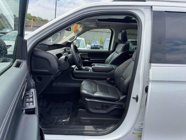 used 2025 Ford Expedition car, priced at $65,399