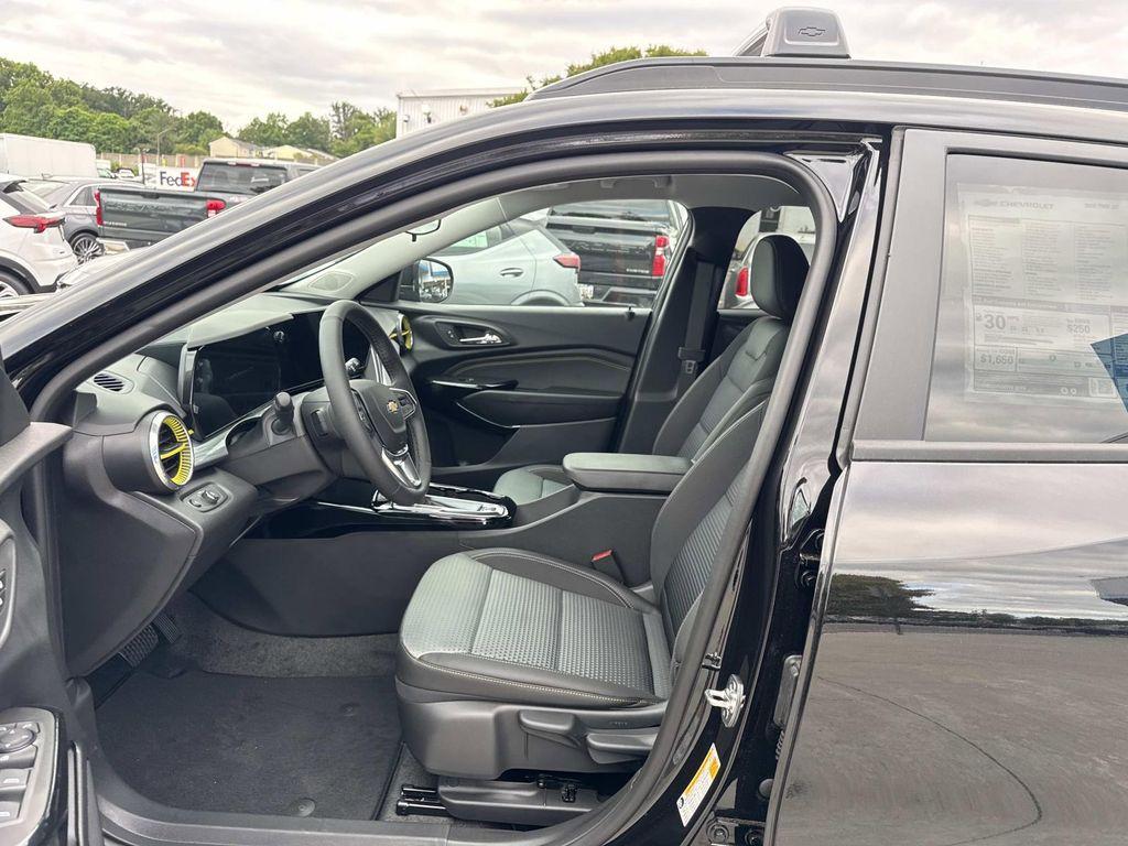 new 2026 Chevrolet Trax car, priced at $26,330