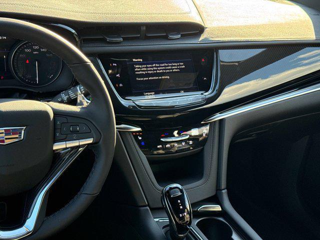new 2025 Cadillac XT6 car, priced at $68,013
