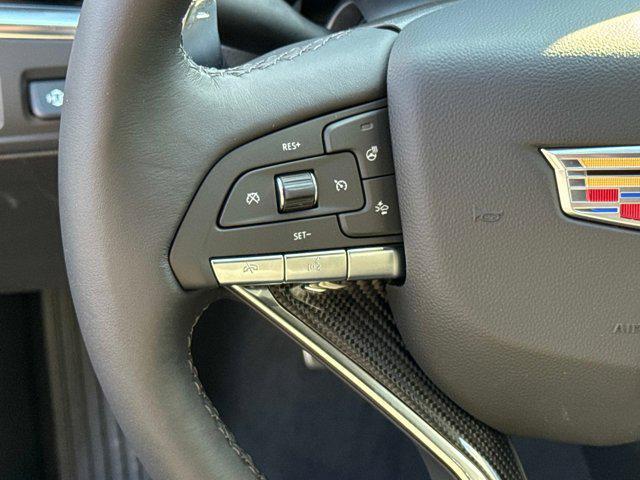 new 2025 Cadillac XT6 car, priced at $68,013