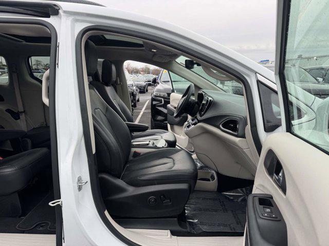 used 2022 Chrysler Pacifica car, priced at $31,400