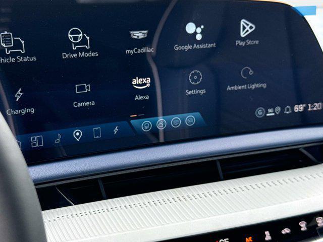 new 2025 Cadillac OPTIQ car, priced at $58,709
