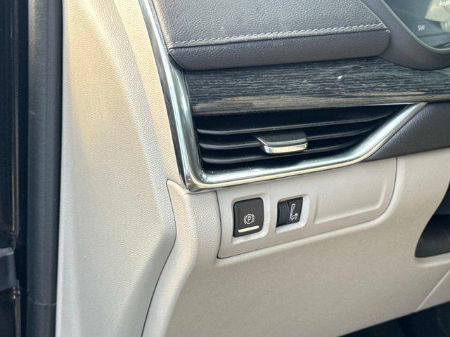 used 2020 Cadillac XT4 car, priced at $18,400