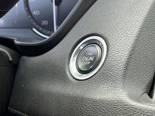 used 2020 Cadillac XT4 car, priced at $18,400