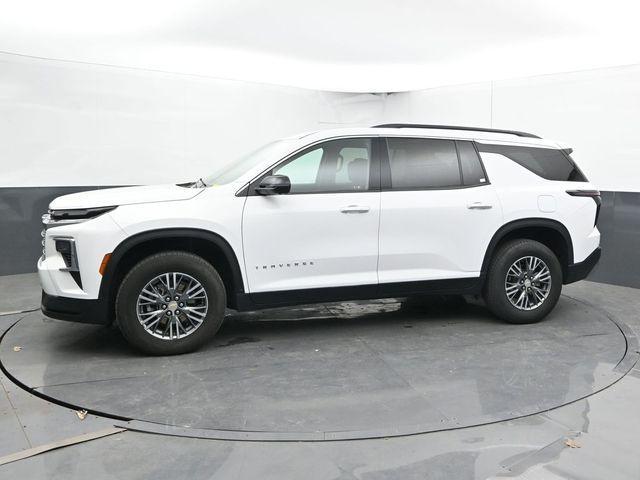 used 2024 Chevrolet Traverse car, priced at $33,631