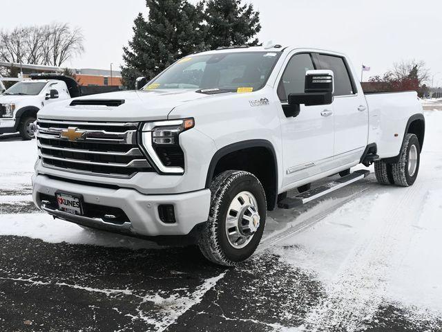 used 2024 Chevrolet Silverado 3500 car, priced at $66,999
