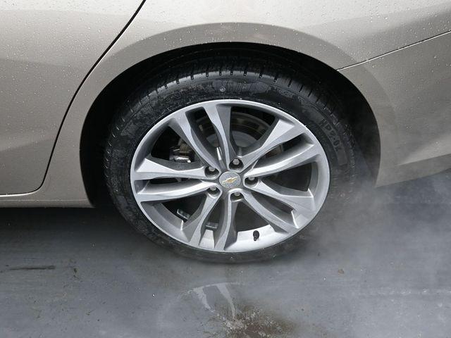 used 2024 Chevrolet Malibu car, priced at $21,323