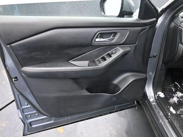 used 2024 Nissan Rogue car, priced at $22,728