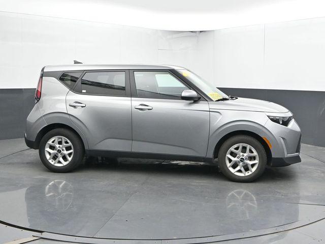 used 2025 Kia Soul car, priced at $17,407