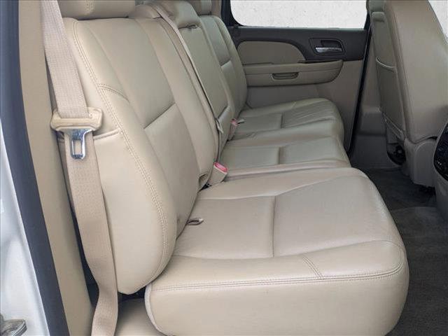 used 2010 Chevrolet Avalanche car, priced at $9,998