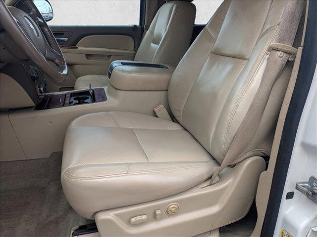 used 2010 Chevrolet Avalanche car, priced at $9,998