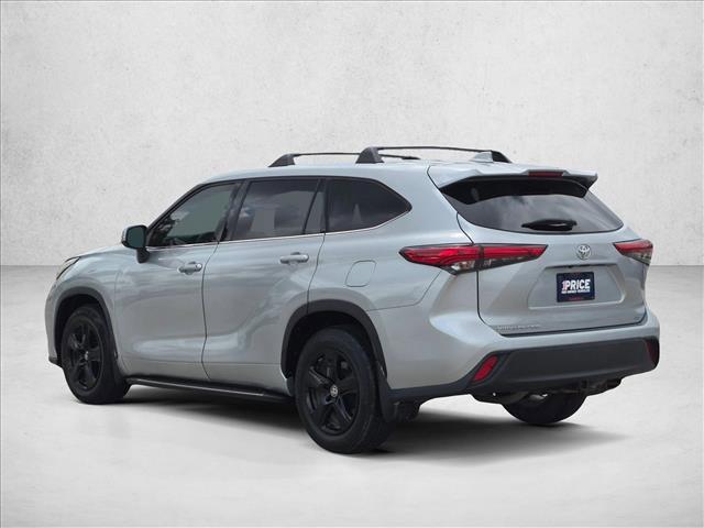 used 2020 Toyota Highlander car, priced at $26,937