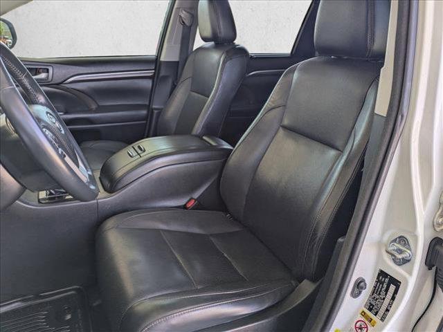 used 2016 Toyota Highlander car, priced at $18,409