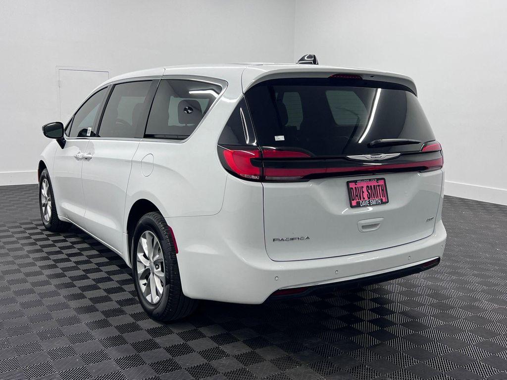 used 2025 Chrysler Pacifica car, priced at $40,598