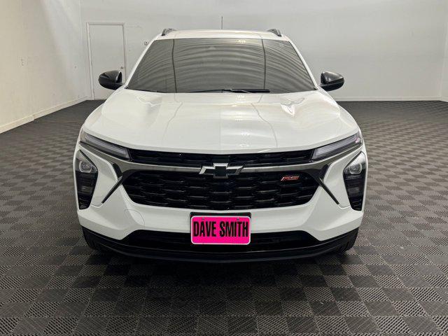 used 2025 Chevrolet Trax car, priced at $23,998