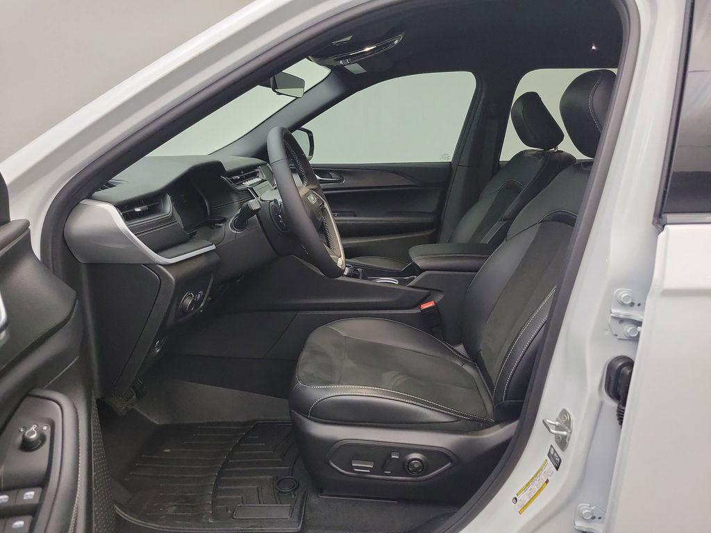 used 2025 Jeep Grand Cherokee L car, priced at $41,198