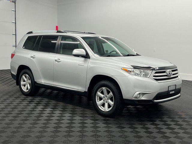 used 2011 Toyota Highlander car, priced at $12,998