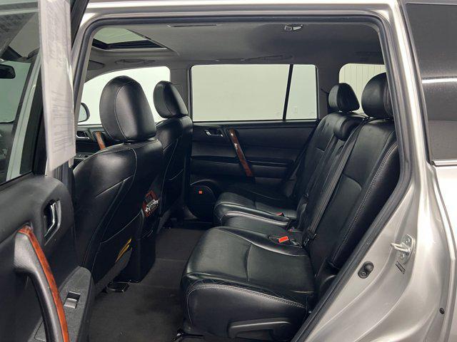used 2011 Toyota Highlander car, priced at $12,998