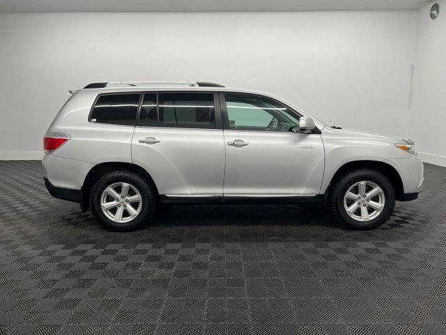 used 2011 Toyota Highlander car, priced at $12,998