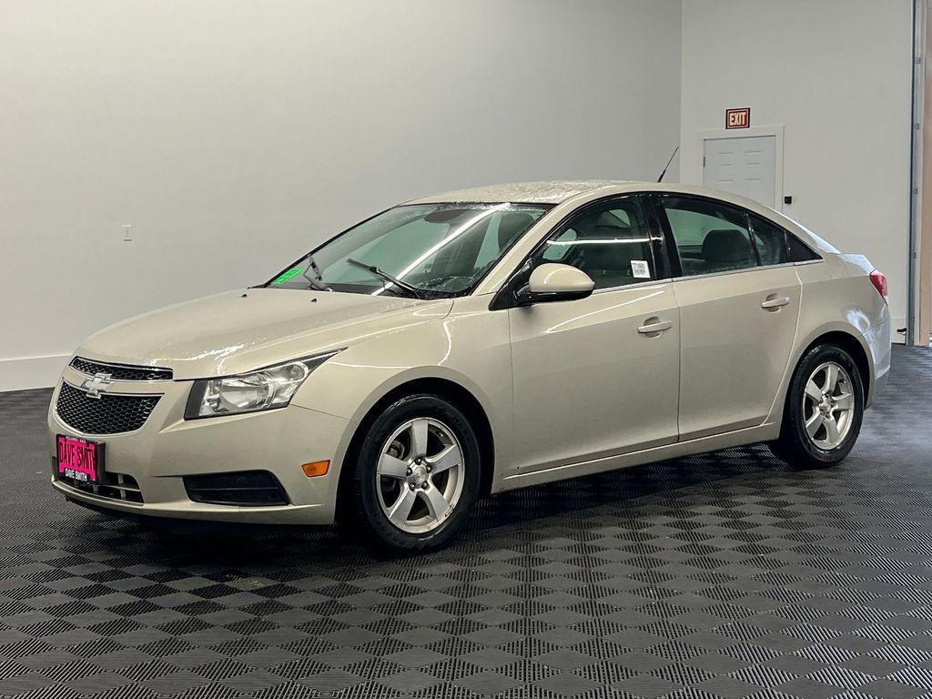 used 2013 Chevrolet Cruze car, priced at $2,900
