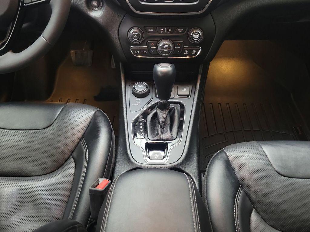 used 2023 Jeep Cherokee car, priced at $29,798