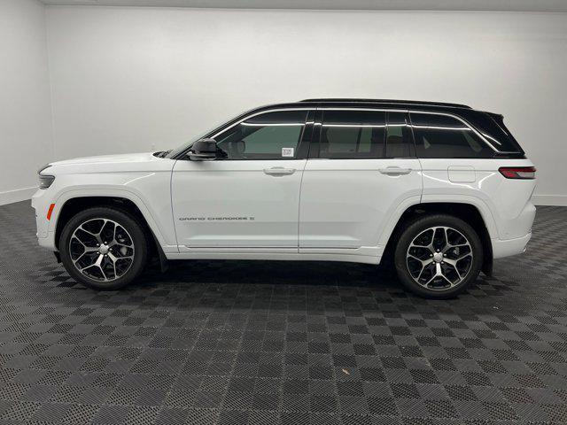 used 2025 Jeep Grand Cherokee car, priced at $52,798