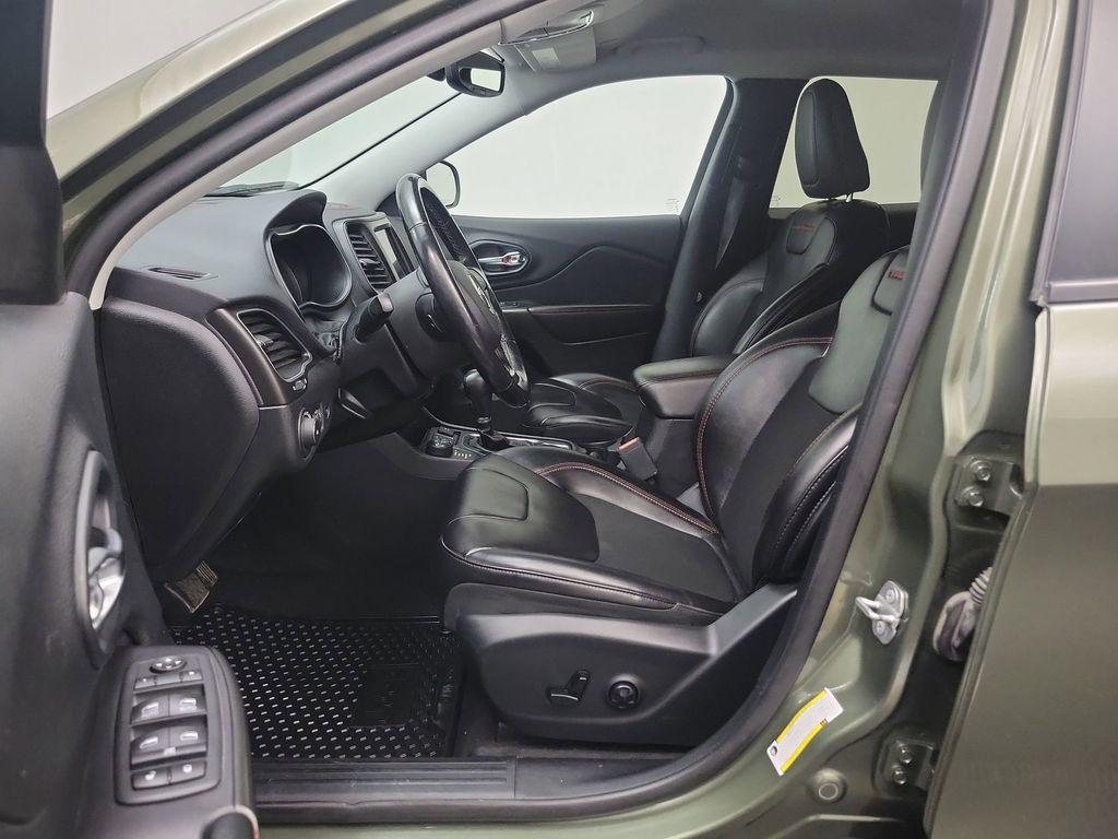 used 2020 Jeep Cherokee car, priced at $21,798