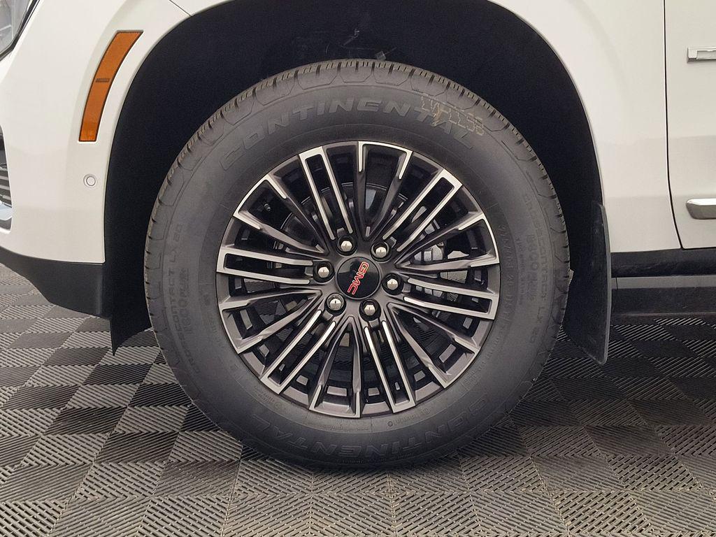 used 2025 GMC Yukon XL car, priced at $88,798