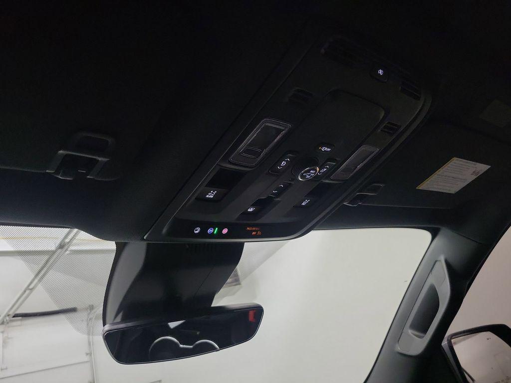 used 2025 GMC Yukon XL car, priced at $89,998