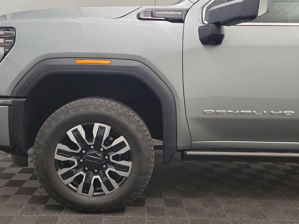 used 2024 GMC Sierra 2500 car, priced at $89,298