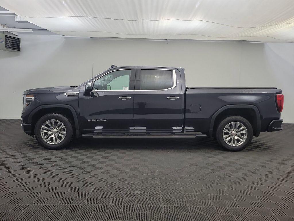 used 2022 GMC Sierra 1500 car, priced at $42,498