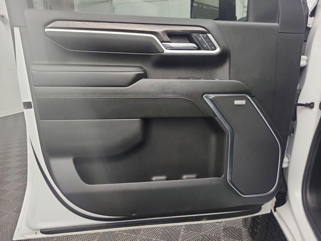 used 2024 Chevrolet Silverado 3500 car, priced at $72,998