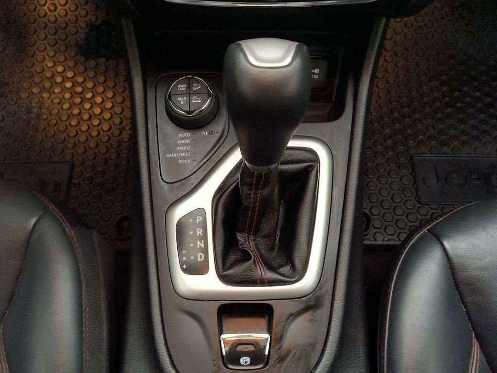 used 2016 Jeep Cherokee car, priced at $16,998