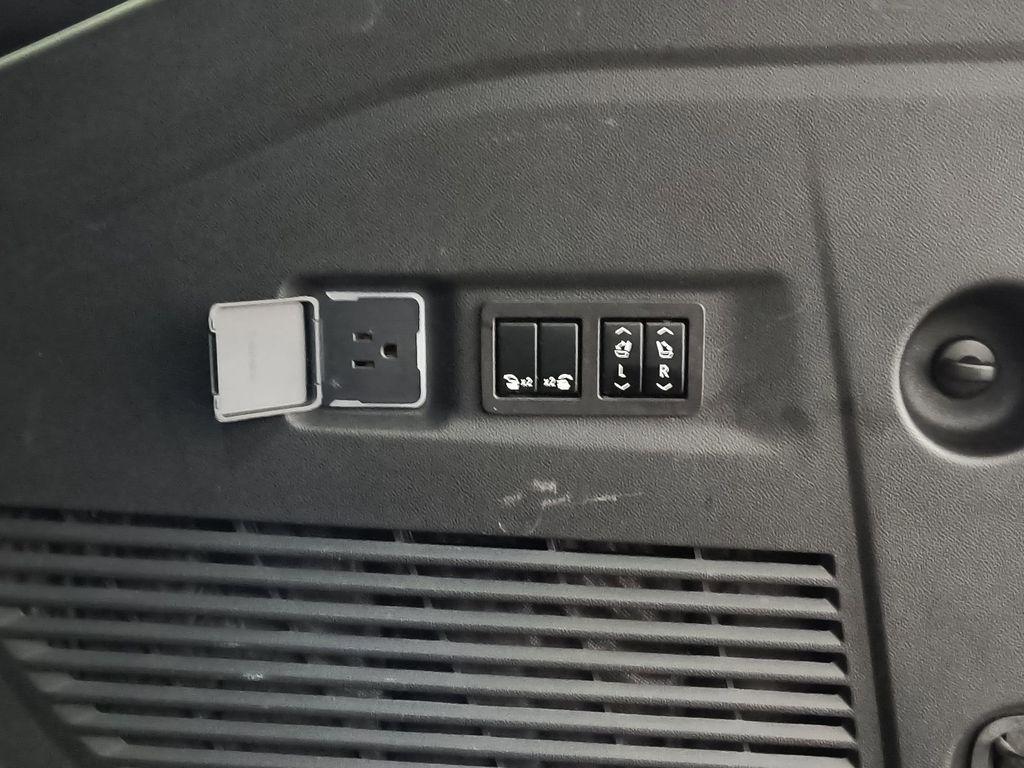 used 2023 Chevrolet Suburban car, priced at $58,898