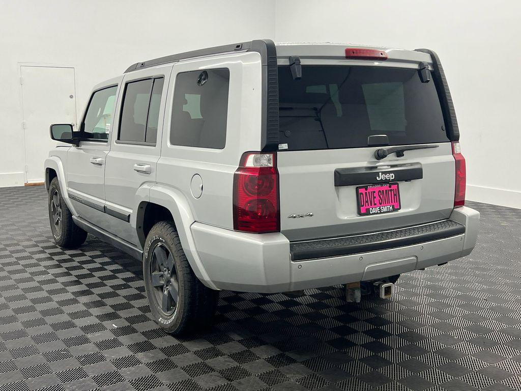 used 2008 Jeep Commander car, priced at $7,798