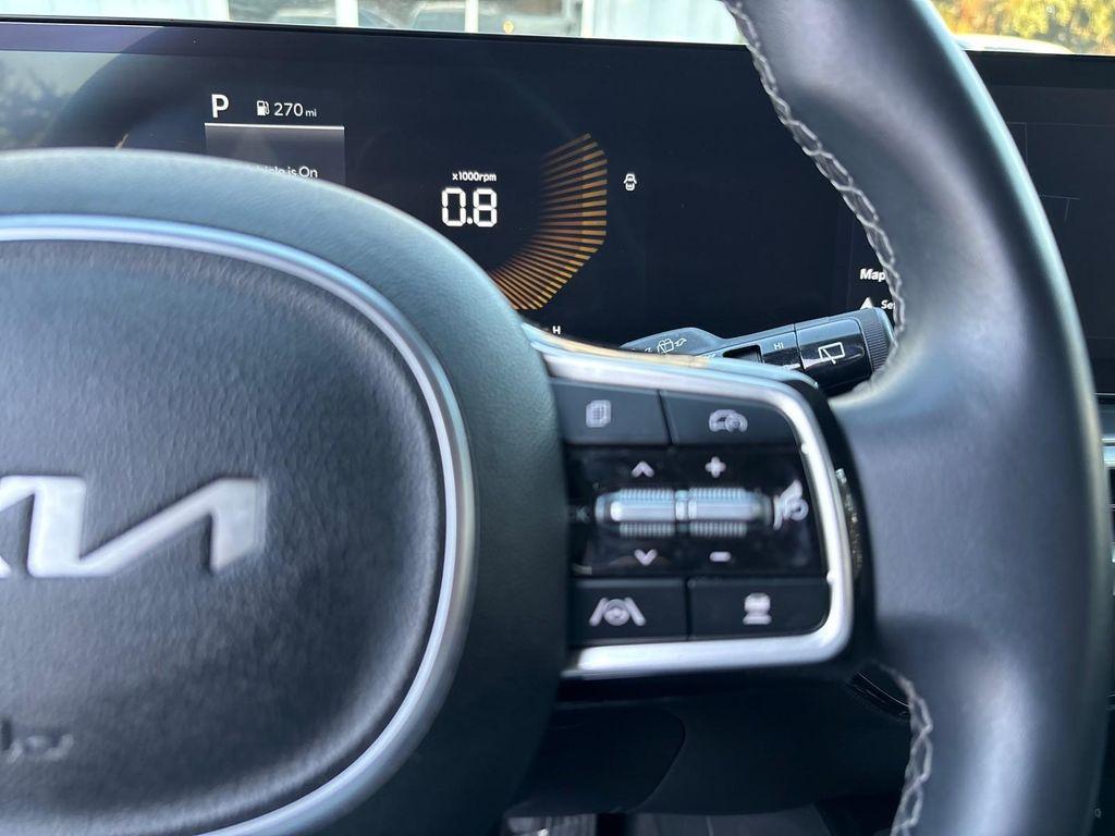 used 2024 Kia Sorento car, priced at $23,999