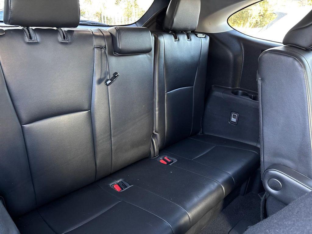 used 2022 Toyota Highlander car, priced at $26,994