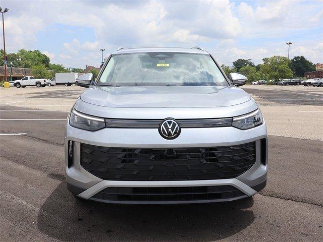 new 2025 Volkswagen Tiguan car, priced at $33,038