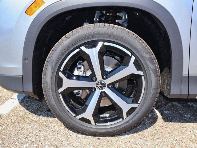 new 2025 Volkswagen Tiguan car, priced at $31,248