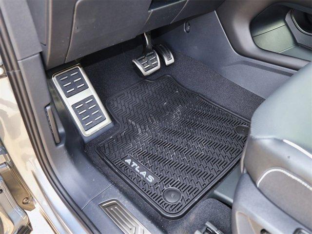 new 2026 Volkswagen Atlas car, priced at $53,080